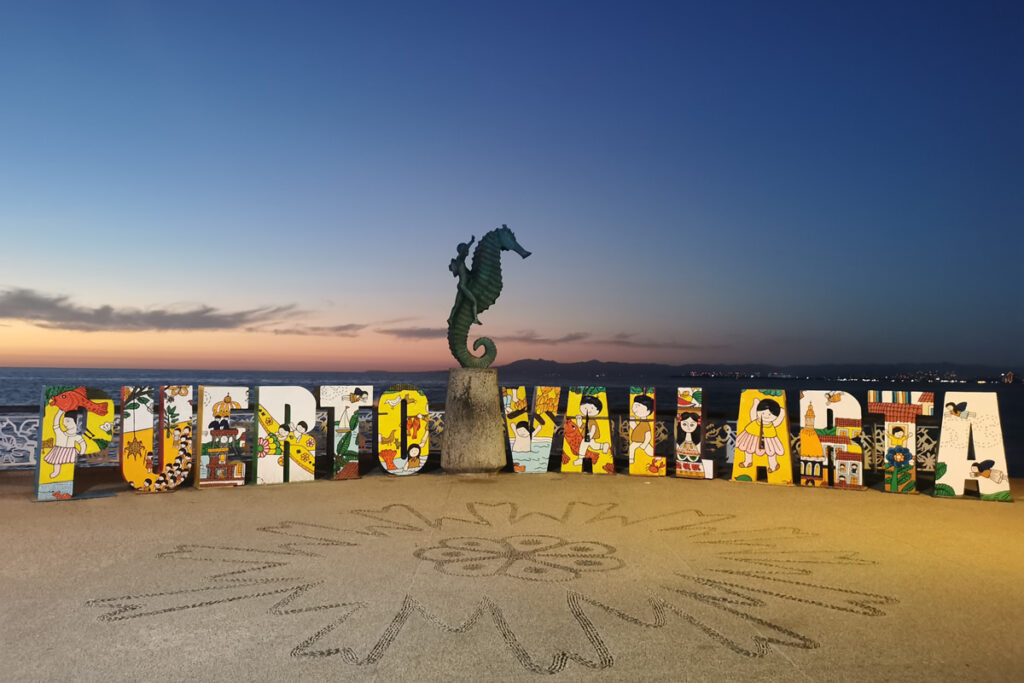 Letras Puerto Vallarta